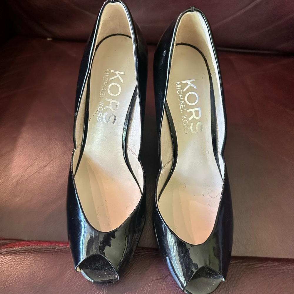 Michael Kors Glossy Black Peep Toe Heels